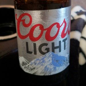 Meet your Posher, Yesenia